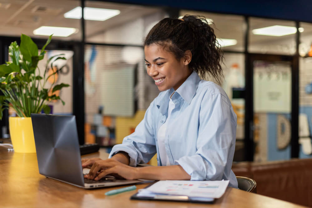 O Que é Jovem Aprendiz? Vagas de emprego, Como Criar Currículo e Como Conquistar Carreira